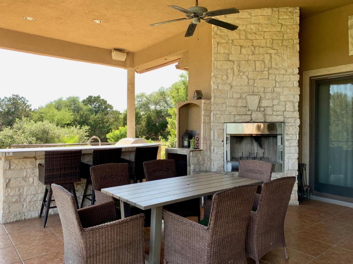 Scenic Hill Country Retreat - Rhino Ranch Villa นิวบราวน์เฟลส์ ภายนอก รูปภาพ