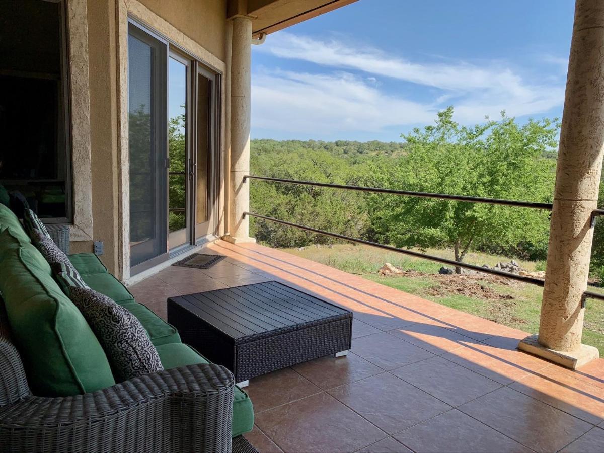 Scenic Hill Country Retreat - Rhino Ranch Villa นิวบราวน์เฟลส์ ภายนอก รูปภาพ